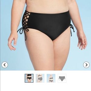 High waisted black bottoms